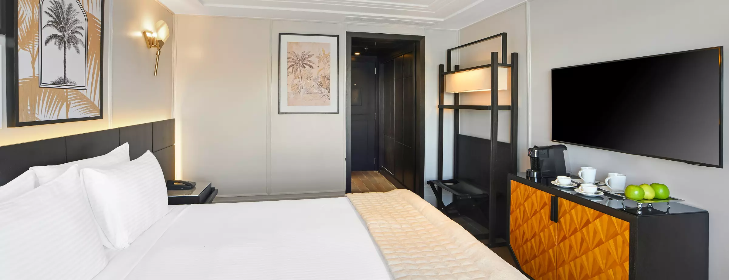 Cabin aboard the Mövenpick MS Sun Ray Nile cruise